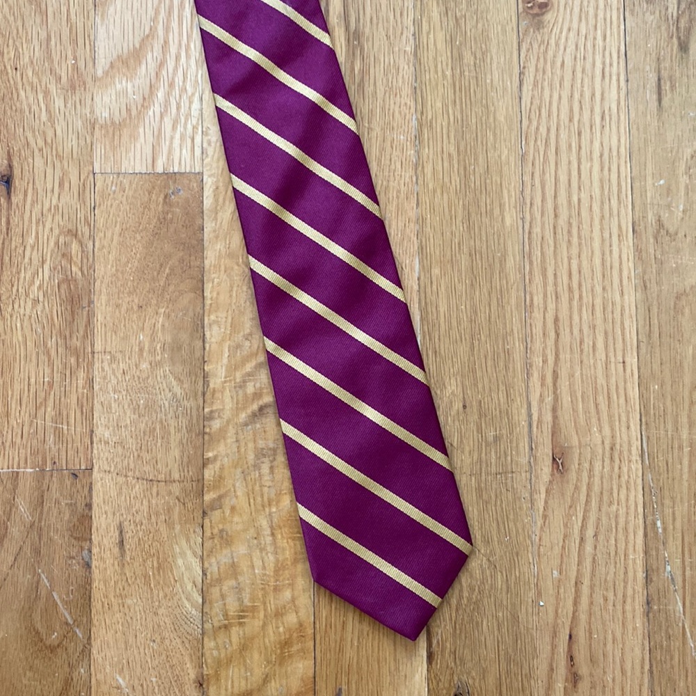Brooks Brothers Classic Burgundy & Gold Silk Tie
